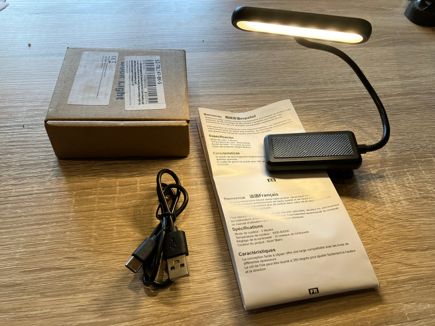Lampe de Lecture LED à Pince Rechargeable USB - 3 Températures de Couleur
