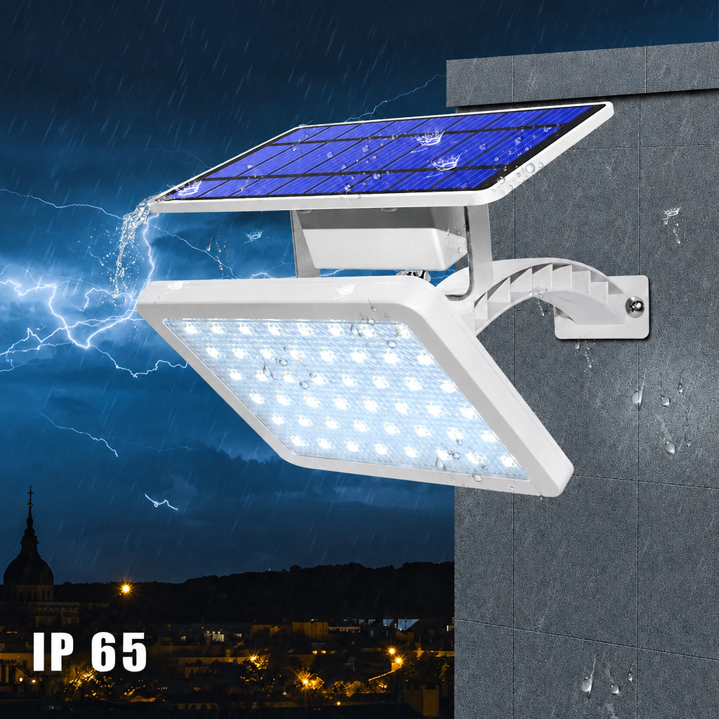 Projecteur solaire blanc représenté sous la pluie, indication IP65 du fournisseur
